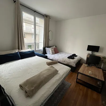 Apartament Charming Flat At The Heart Of Paryż