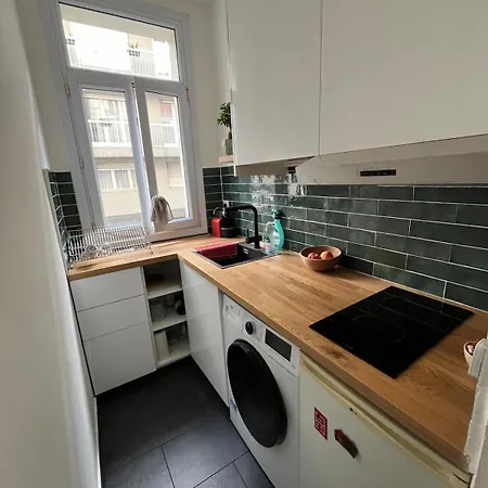 Charming Flat At The Heart Of Apartament